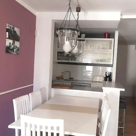Apartment Modern In 90 M² Wheelchair Access