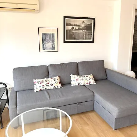 Modern In 90 M² Wheelchair Access Apartment Valencia